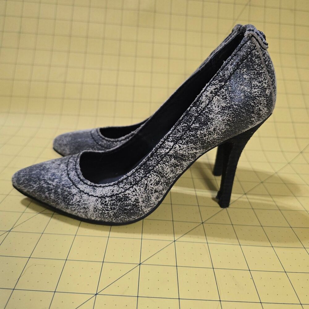 Calvin Klein Jeans Maiya US 5 Distressed Black Gray Pointed Toe Stiletto Heels